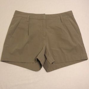 LIKE NEW Lafayette 148 High Waisted Pleated Shorts